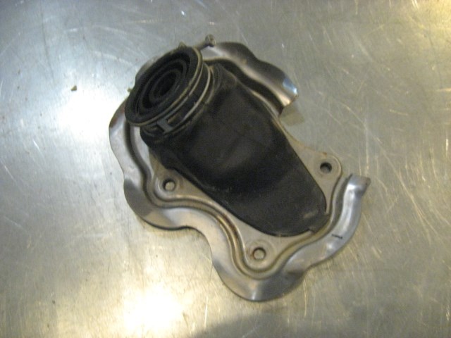 04 Nissan 350Z Firewall Steering Column Boot  R15551