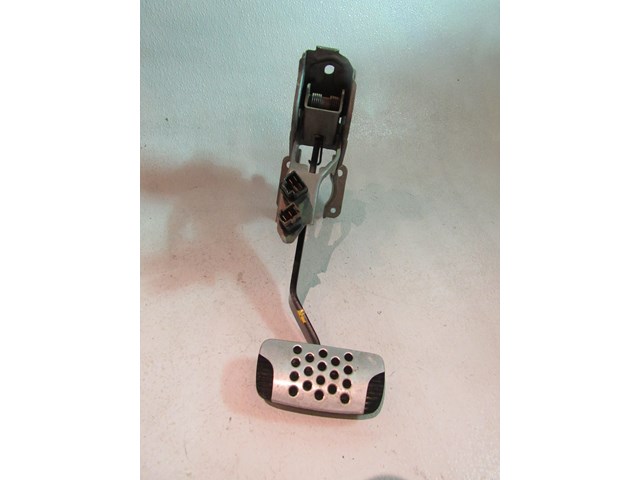 03 04 05 06 07 08 Nissan 350Z Automatic Brake Pedal Assy  R15561
