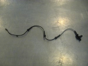 04 Nissan 350Z Front RH ABS Sensor  R15600
