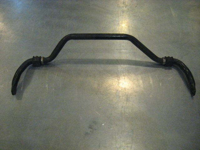 03 Infiniti G35 Front Sway Bar  R15664