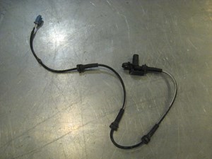 04 Nissan 350Z Front LH Driver ABS Sensor  R15673