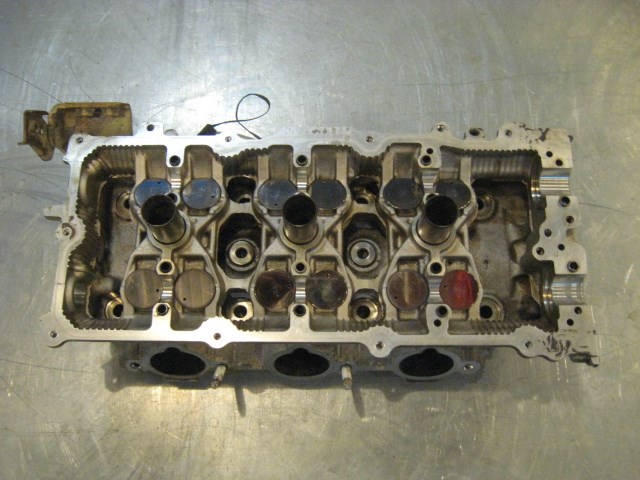 04 Nissan 350Z VQ35DE LH Cylinder Head  R15745