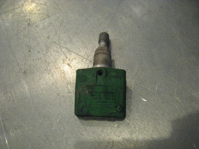04 Nissan 350Z Tire Pressure Sensor  R15759