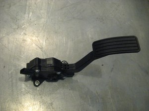 08 Subaru IMPREZA Gas Pedal 36010 AG140 R15783
