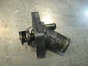 06 Nissan 350Z Thermostat & Housing  R15800