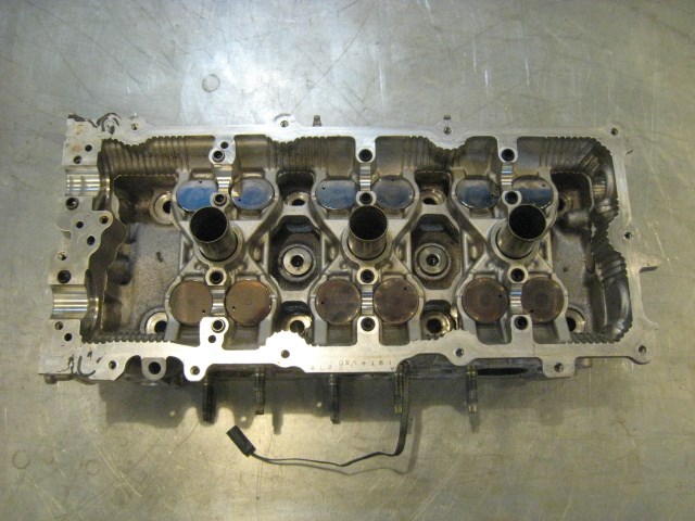 06 Nissan 350Z VQ35DE LH Driver Cylinder Head  R15836