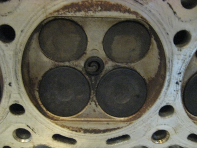 06 Nissan 350Z VQ35DE LH Driver Cylinder Head  R15836