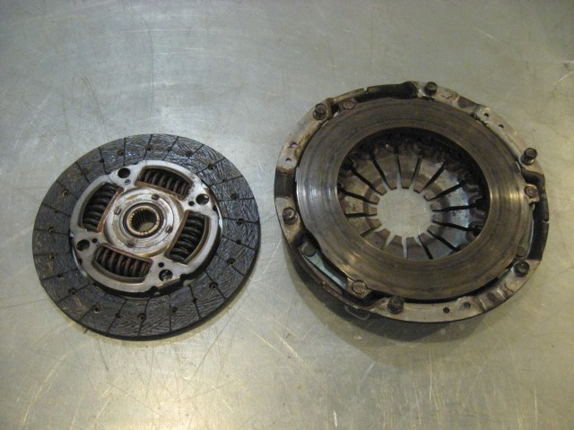 2008 Subaru IMPREZA Clutch Disc Assembly OEM R15839