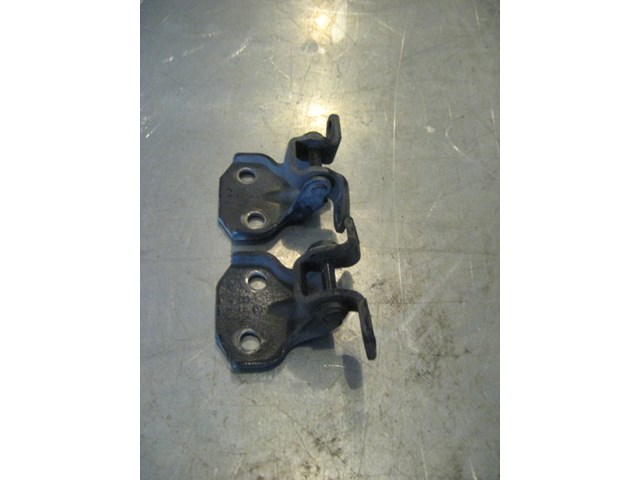 08 Subaru IMPREZA Front RH Door Hinges  R15881