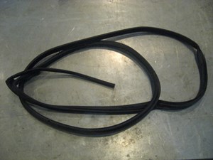 08 Subaru IMPREZA WRX Rear LH Door Seal  R15912