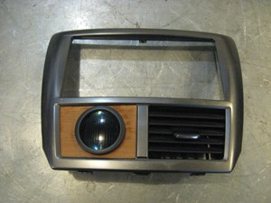 08 Subaru IMPREZA Center Dash Trim w/Glow Shift Boost Gauge R15941