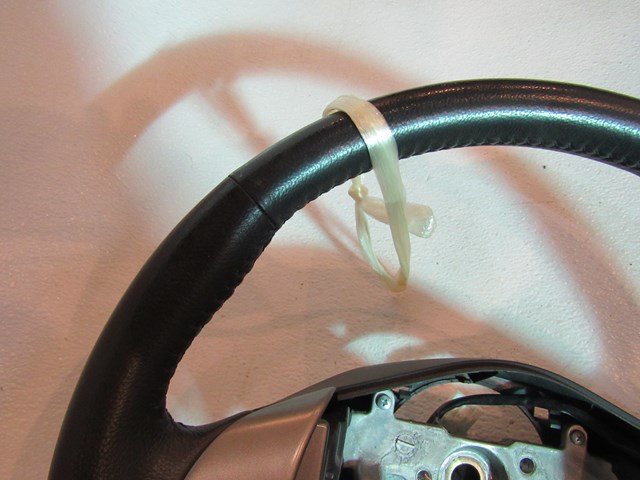 08 Subaru IMPREZA WRX Steering Wheel NICE !!! R15947