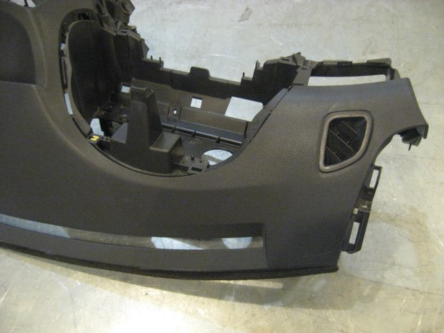 08 Subaru IMPREZA WRX Dash Trim Panel 66204FG010 R15955