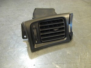 08 Subaru IMPREZA WRX LH Driver Dash Vent 66110FG010 R15959