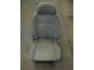 99 Subaru IMPREZA Outback Front RH Cloth Seat  R15999