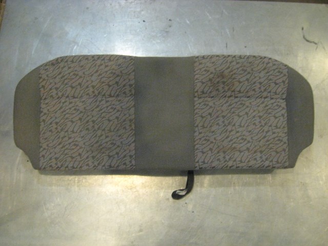 99 Subaru IMPREZA Outback Rear Seat Bottom  R16014