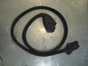 99 Subaru IMPREZA Rear LH Driver Door Seal On Door  R16050