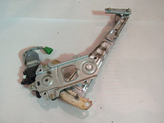 99 Subaru IMPREZA Outback Rear RH Window Motor  R16065