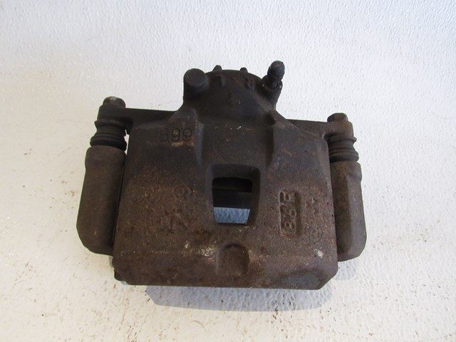 99 Subaru IMPREZA Front RH Brake Caliper  R16085