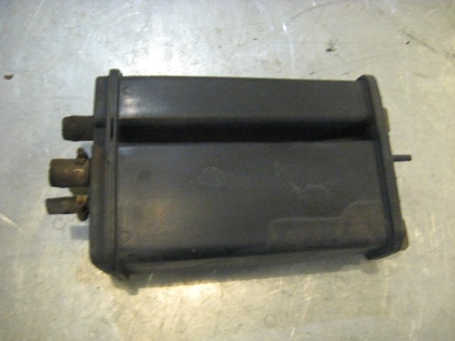 99 Subaru IMPREZA Fuel Vapor Canister  R16096