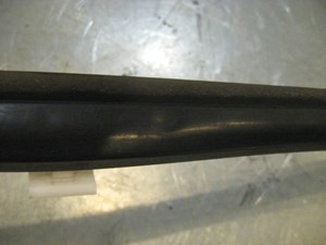 99 Subaru IMPREZA Outback Front RH Window Sill  R16125