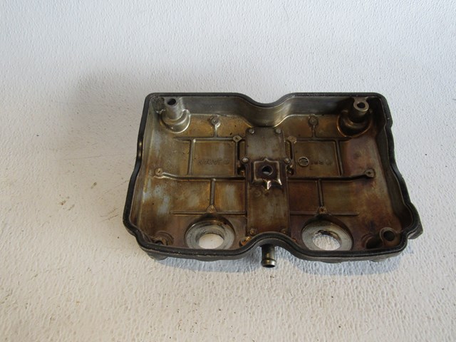 99 Subaru IMPREZA 2.2L Right Passenger Valve Cover  R16260
