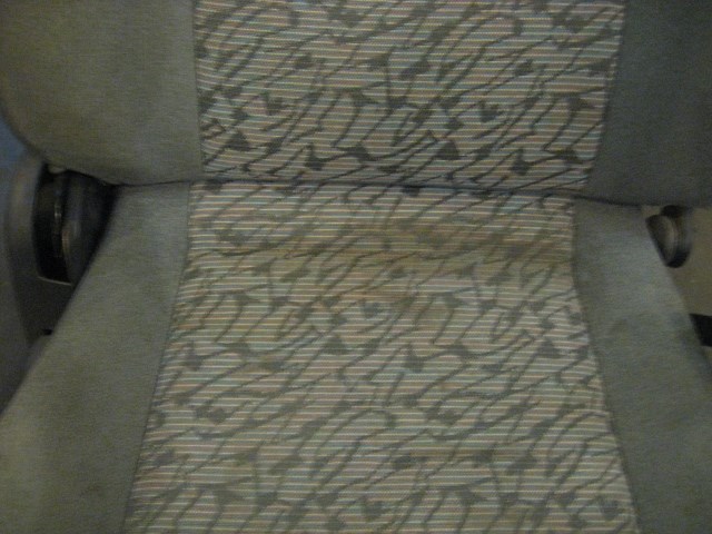 99 Subaru IMPREZA Outback Front RH Cloth Seat  R16315