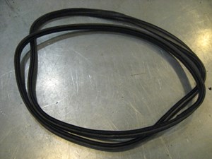 99 Subaru IMPREZA Hatch Seal  R16334