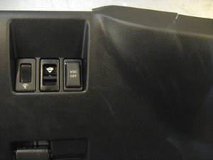 04 Infiniti G35 Under Column Trim Panel Black 68106 AM601 R16379