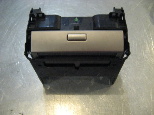 04 Infiniti G35 Navigation Screen 30222-YE0500 R16418