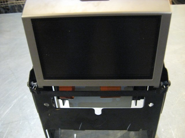 04 Infiniti G35 Navigation Screen 30222-YE0500 R16418