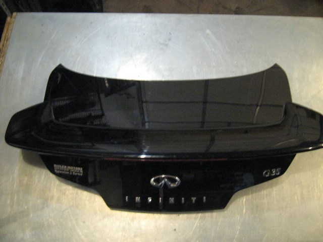 04 Infiniti G35 Coupe Trunk Lid w/ Spoiler  R16433