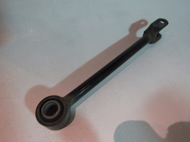 04 Infiniti G35 Coupe Rear RH Trailing Arm  R16532