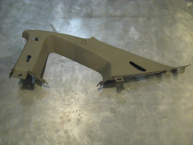 04 Infiniti G35 Coupe Rear RH Quarter Glass Trim 76934 AM800 R16574