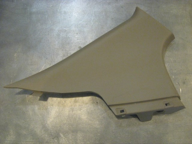 06 Infiniti G35 Sedan Rear LH C Pillar Trim Panel 76935 AL500 R16597