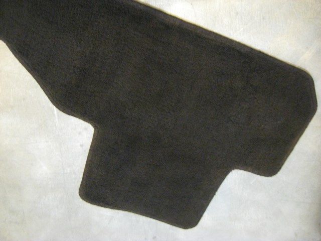 06 Infiniti G35 Sedan Rear Floor Mat Black  R16636