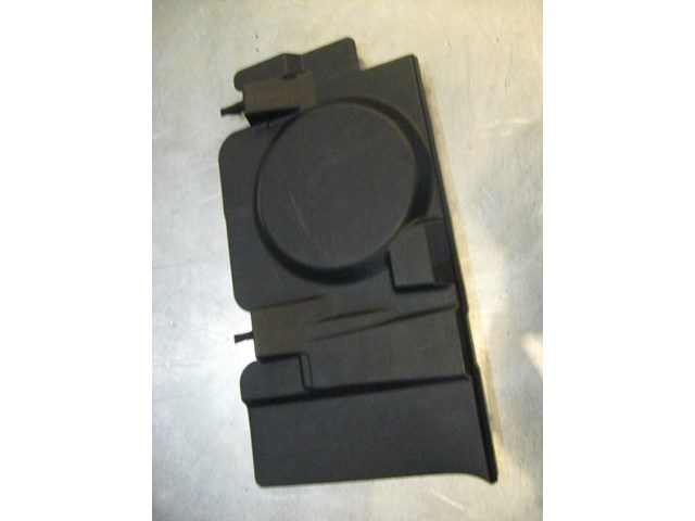 06 Infiniti G35 Sedan RH Lower Cover Trim Panel  R16660