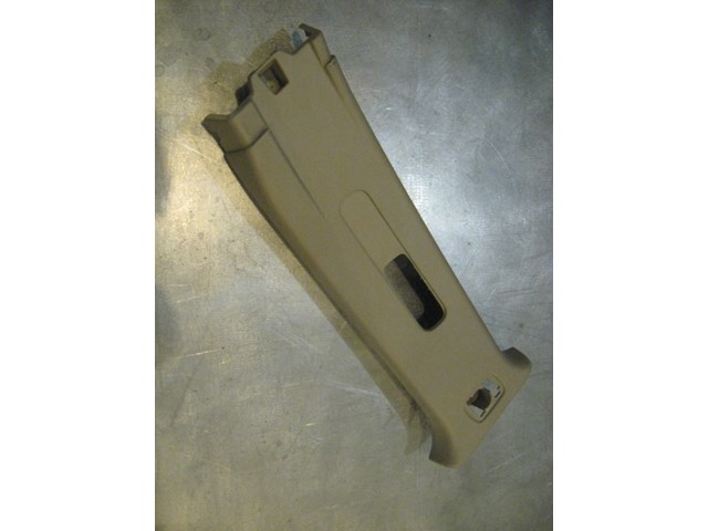 06 Infiniti G35 RH B Pillar Trim Panel 76985 AU000 R16665