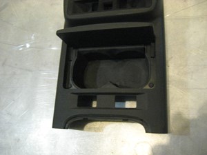 06 Infiniti G35 Center Console Trim - Nice 88430 AC700 R16671