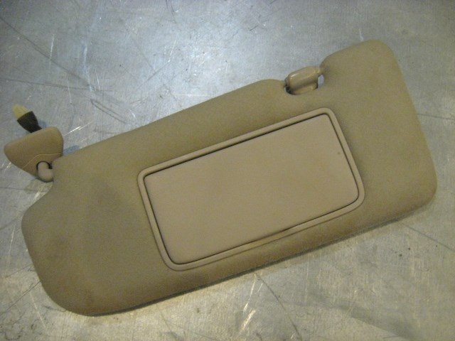 06 Infiniti G35 Sedan Driver Sun Visor  R16701