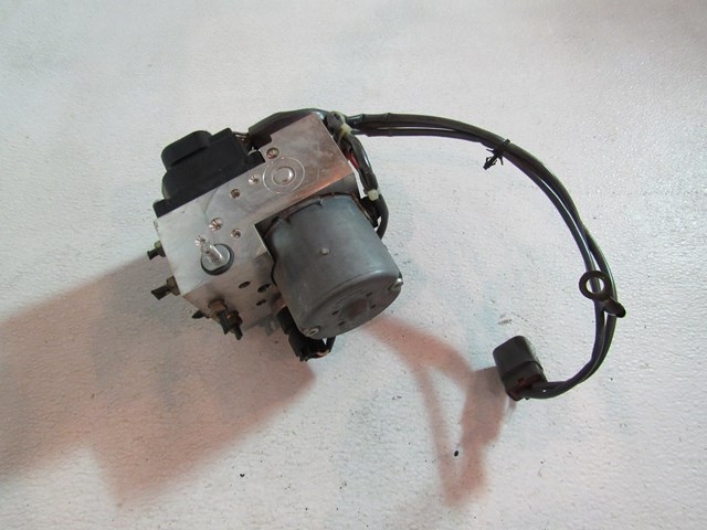 06 Infiniti G35 ABS Pump Assembly 47600 AM400 R16748