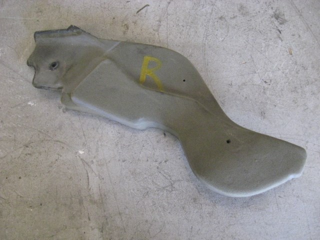 98 Porsche BOXSTER RH Passenger Trunk Carpet Holder 98655132201 98655172300 R9258
