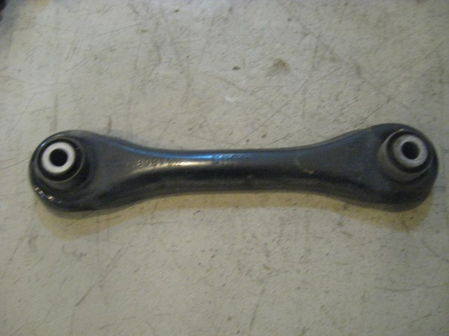 09 Mazda 3 Rear Lower Front Control Arm  R9305