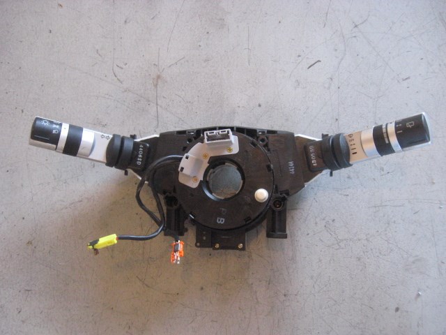 04 Nissan 350Z Column Switch Assy  R9350