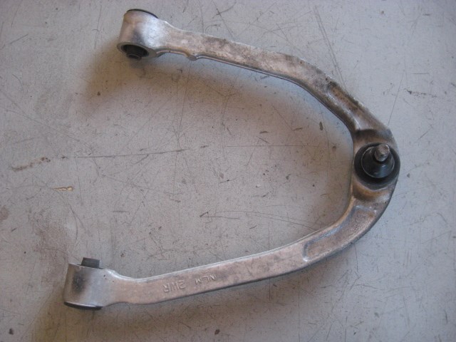 04 Nissan 350Z Front RH Upper Control Arm  R9360