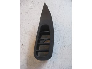 04 Nissan 350Z RH Passenger Dash Vent  R9368