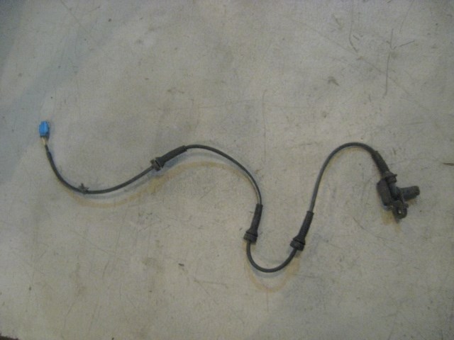 04 Nissan 350Z Front LH ABS Sensor  R9457