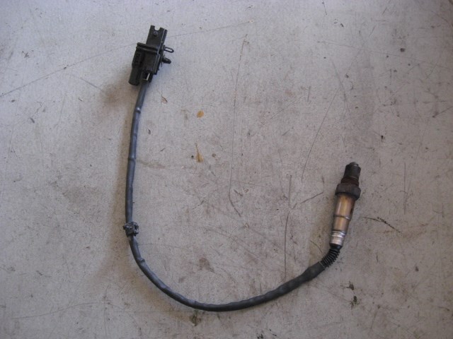 04 Nissan 350Z RH Passenger Oxygen Sensor  R9592