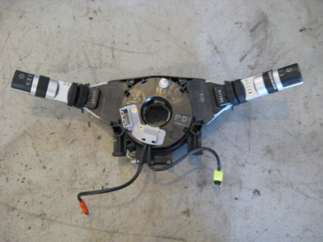 03 Nissan 350Z Column Switch  R9734