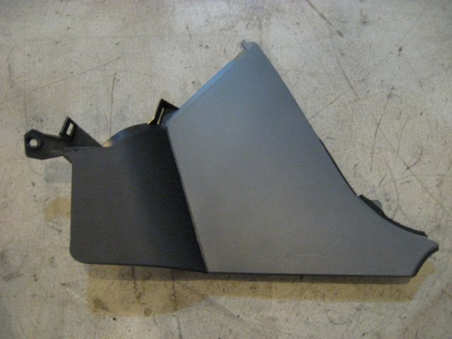 03 Nissan 350Z LH Driver Inner Kick Panel  R9765
